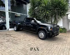 GMC SIERRA 6.6 V8 DURAMAX DIESEL 3500 DENALI ULTIMATE CD 4WD AUTOMÁTICO GMC SIERRA 6.6 V8 DURAMAX DIESEL 3500 DENALI ULTIMATE CD 4WD AUTOMÁTICO