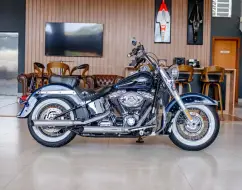 HARLEY-DAVIDSON SOFTAIL HERITAGE CLASSIC HARLEY-DAVIDSON SOFTAIL HERITAGE CLASSIC