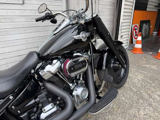 HARLEY-DAVIDSON-SOFTAIL FAT BOY 114-2018