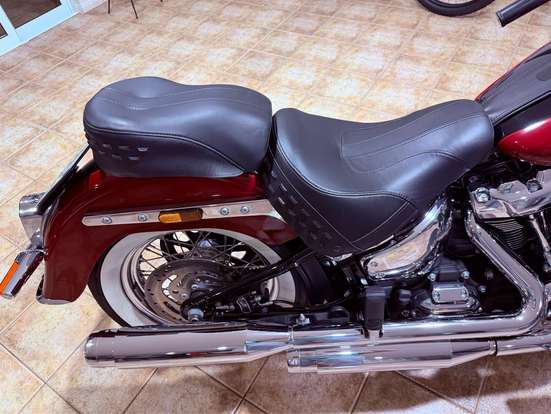 HARLEY-DAVIDSON-SOFTAIL DELUXE-2019