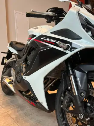 HONDA-CBR 650R ABS-2024