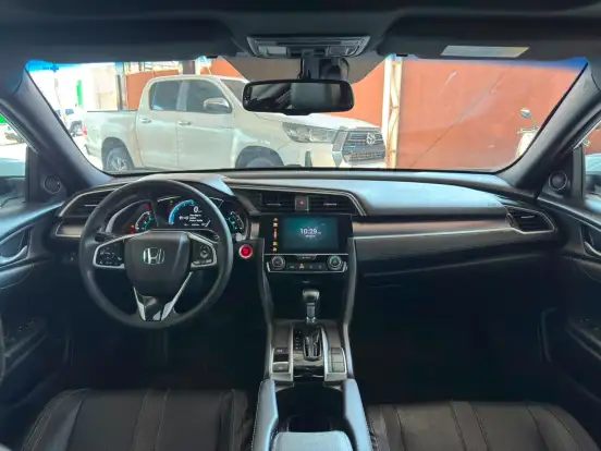 HONDA-CIVIC-2017