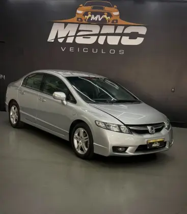 HONDA CIVIC 1.8 EXS 16V FLEX 4P AUTOMÁTICO HONDA CIVIC 1.8 EXS 16V FLEX 4P AUTOMÁTICO