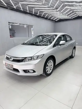 HONDA CIVIC 2.0 LXR 16V FLEX 4P AUTOMÁTICO
