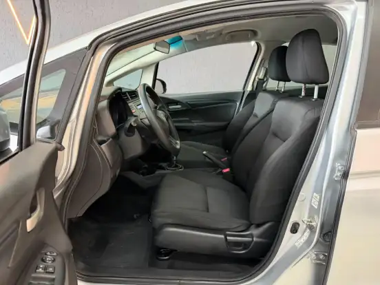 HONDA-FIT-1.5 DX 16V FLEX 4P MANUAL HONDA-FIT-2015