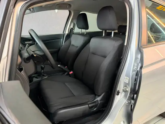 HONDA-FIT-2015