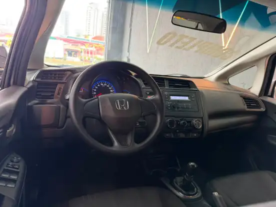HONDA-FIT-1.5 DX 16V FLEX 4P MANUAL HONDA-FIT-2015