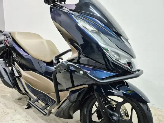 HONDA-PCX 160 DLX-2025