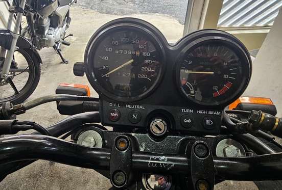 HONDA-CB 500-2002