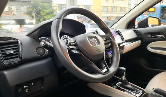 HONDA-CITY-1.5 i-VTEC FLEX TOURING CVT HONDA-CITY-2023