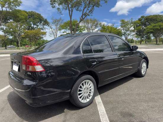 HONDA-CIVIC-2005