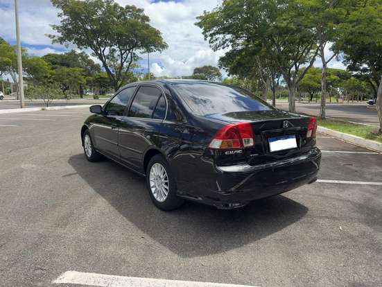 HONDA-CIVIC-2005
