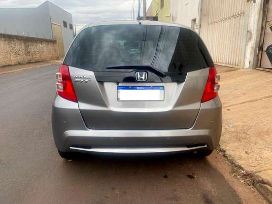 HONDA-FIT-2013