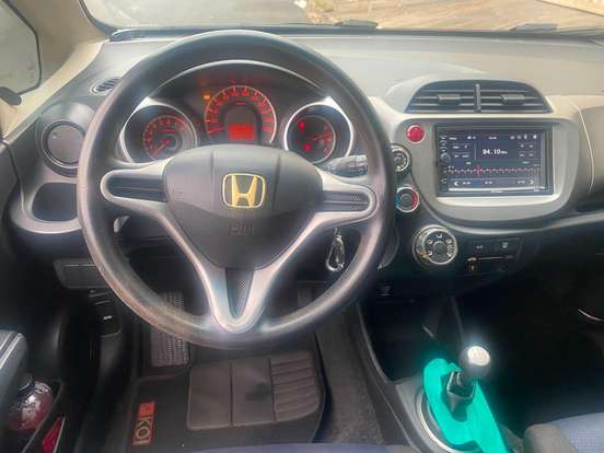 HONDA-FIT-2013