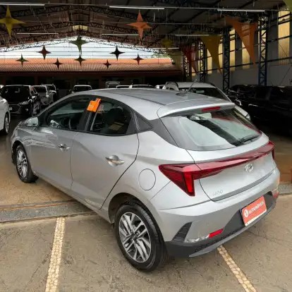 HYUNDAI-HB20-2024