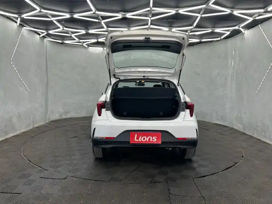 HYUNDAI-HB20-2024