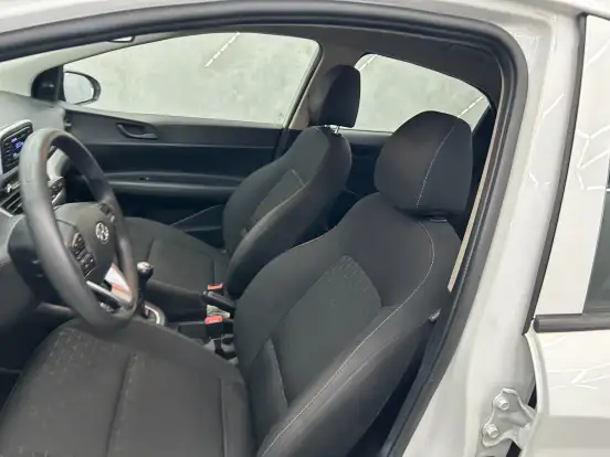 HYUNDAI-HB20-2024