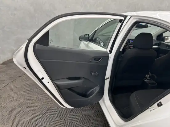 HYUNDAI-HB20-2024
