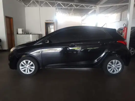 HYUNDAI-HB20-1.0 COMFORT PLUS 12V FLEX 4P MANUAL HYUNDAI-HB20-2017