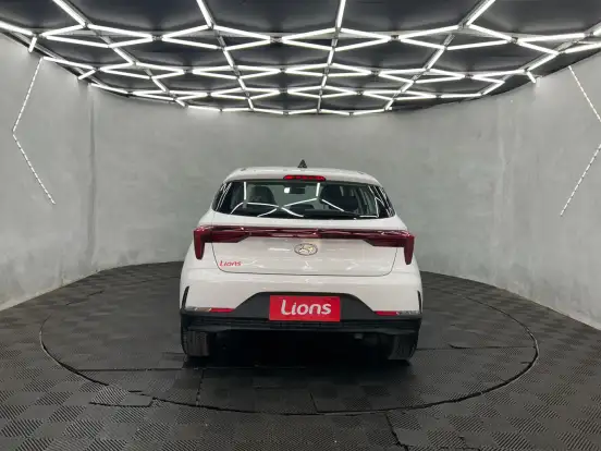 HYUNDAI-HB20-2023