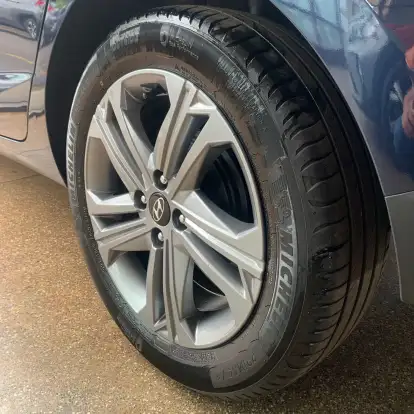 HYUNDAI-HB20-2024