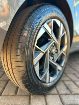 HYUNDAI-HB20-2025