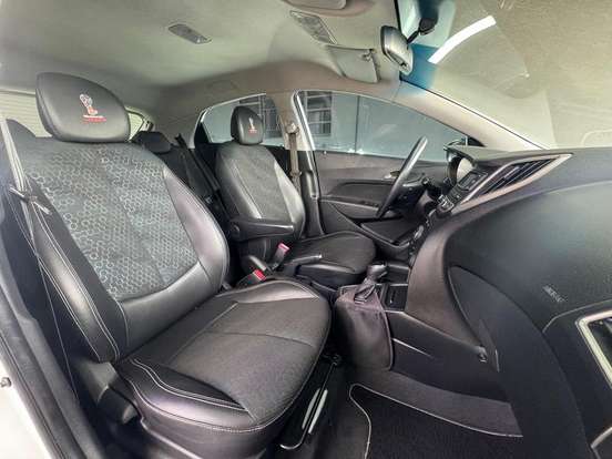 HYUNDAI-HB20-2018