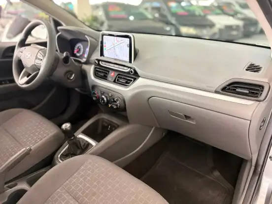 HYUNDAI-HB20S-2025