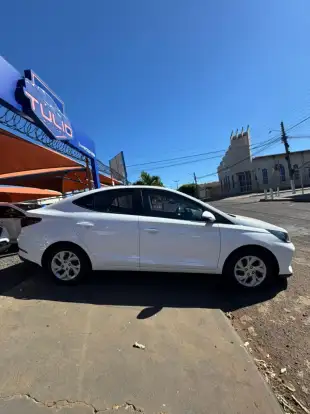 HYUNDAI-HB20S-2024