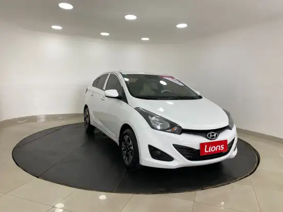 HYUNDAI-HB20S-2015