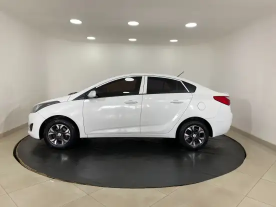 HYUNDAI-HB20S-1.0 COMFORT STYLE 12V FLEX 4P MANUAL HYUNDAI-HB20S-2015
