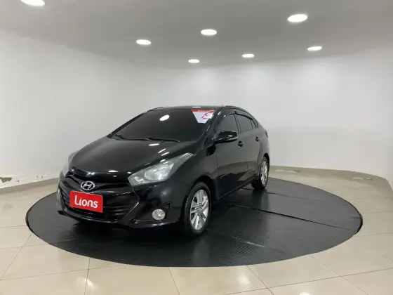 HYUNDAI HB20S 1.6 COMFORT PLUS 16V FLEX 4P AUTOMÁTICO