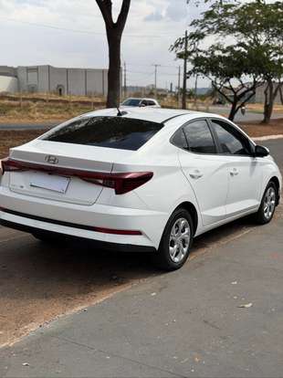 HYUNDAI-HB20S-2025