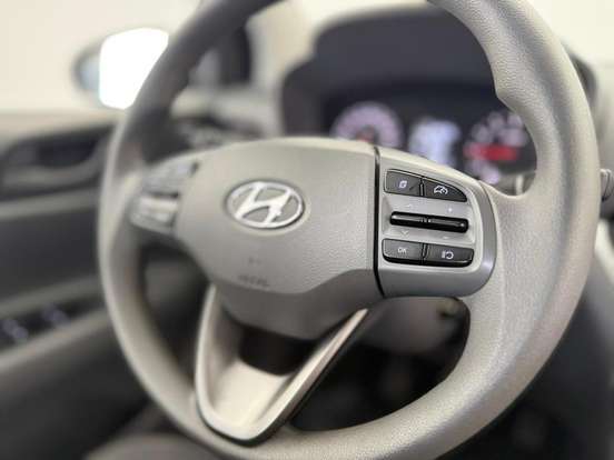 HYUNDAI-HB20S-1.0 12V FLEX COMFORT PLUS MANUAL HYUNDAI-HB20S-2024