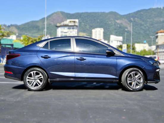 HYUNDAI-HB20S-1.0 TGDI FLEX COMFORT PLUS AUTOMÁTICO HYUNDAI-HB20S-2024