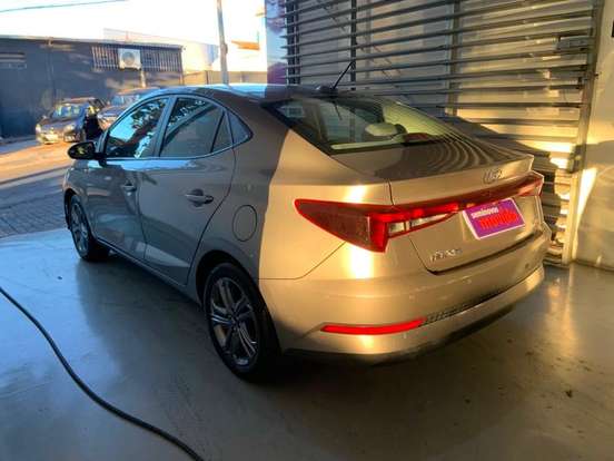 HYUNDAI-HB20S-2025
