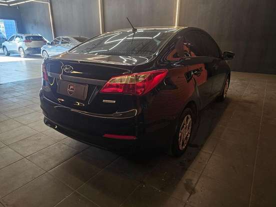 HYUNDAI-HB20S-2017