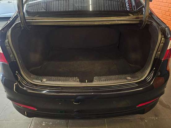 HYUNDAI-HB20S-2017