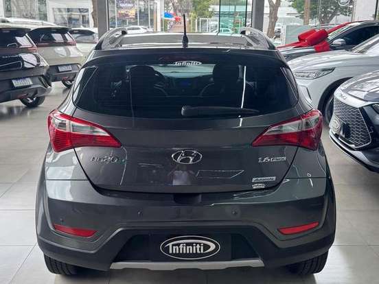 HYUNDAI-HB20X-1.6 16V STYLE FLEX 4P AUTOMÁTICO HYUNDAI-HB20X-2013