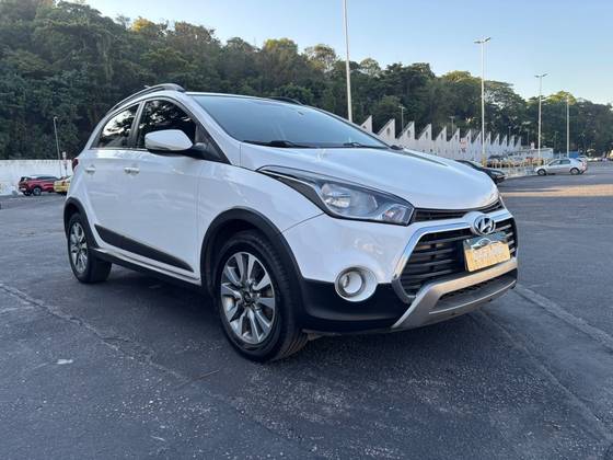 HYUNDAI HB20X 1.6 16V STYLE FLEX 4P MANUAL