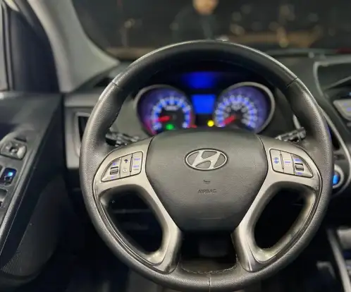 HYUNDAI-IX35-2010