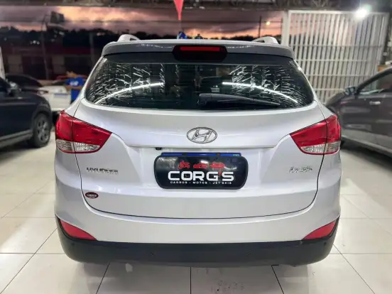 HYUNDAI-IX35-2.0 MPFI GLS 4X2 16V GASOLINA 4P AUTOMÁTICO HYUNDAI-IX35-2011