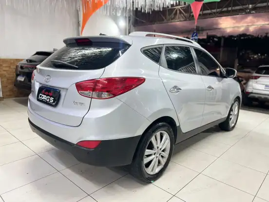 HYUNDAI-IX35-2011