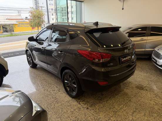 HYUNDAI-IX35-2021