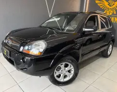HYUNDAI TUCSON 2.0 MPFI GLS 16V 143CV 2WD GASOLINA 4P AUTOMÁTICO HYUNDAI TUCSON 2.0 MPFI GLS 16V 143CV 2WD GASOLINA 4P AUTOMÁTICO