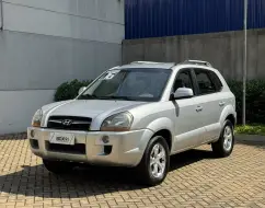 HYUNDAI TUCSON 2.0 MPFI GLS TOP 16V 143CV 2WD FLEX 4P AUTOMÁTICO HYUNDAI TUCSON 2.0 MPFI GLS TOP 16V 143CV 2WD FLEX 4P AUTOMÁTICO