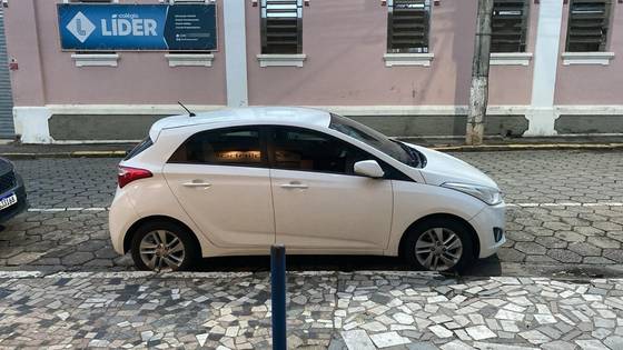 HYUNDAI HB20 1.6 PREMIUM 16V FLEX 4P AUTOMÁTICO