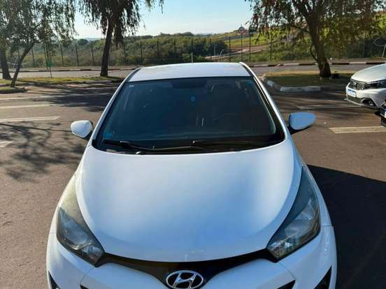 HYUNDAI-HB20S-1.6 COMFORT PLUS 16V FLEX 4P AUTOMÁTICO HYUNDAI-HB20S-2015
