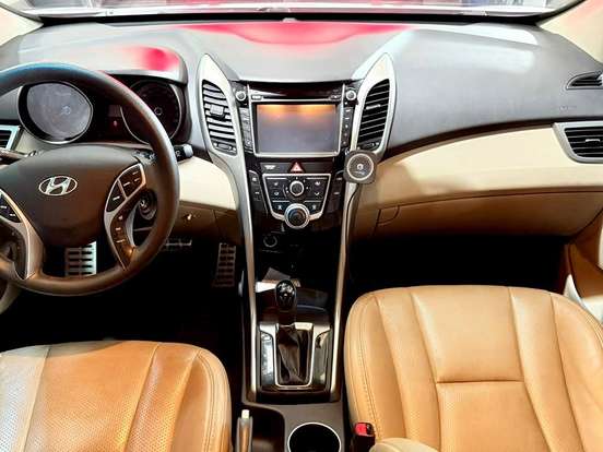 HYUNDAI-I30-1.8 MPI 16V GASOLINA SÉRIE LIMITADA 4P AUTOMATICO HYUNDAI-I30-2014