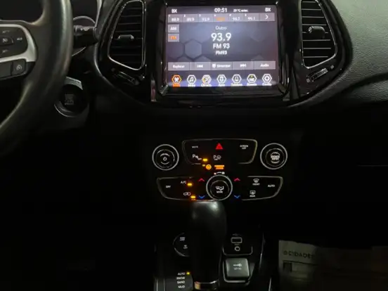 JEEP-COMPASS-2.0 16V DIESEL LIMITED 4X4 AUTOMÁTICO JEEP-COMPASS-2020